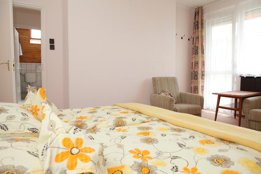 Viola House Hotel Hévíz Værelse billede